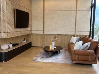 For sale 4 bedrooms house in Lat Phrao, Bangkok