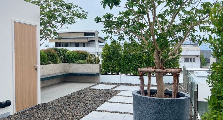 出售 4 卧室 独立屋 在 Lat Phrao, 曼谷