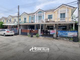 Casa adosada en venta de 3 habitaciones en Mueang Pathum Thani, Pathum Thani