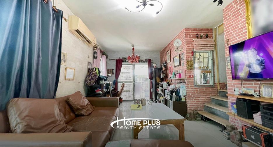 Продажа 3 спальни таунхаус в Mueang Pathum Thani, Патумтани