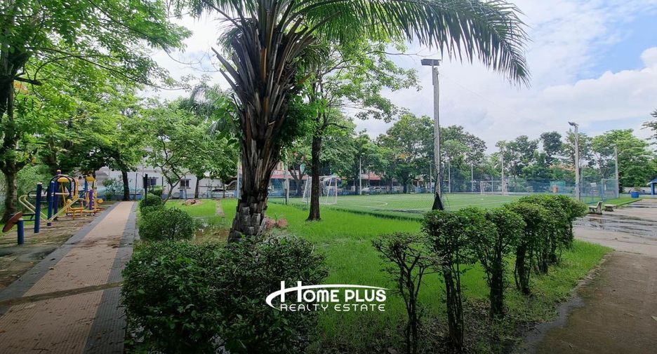 For sale 2 bedrooms townhouse in Thanyaburi, Pathum Thani