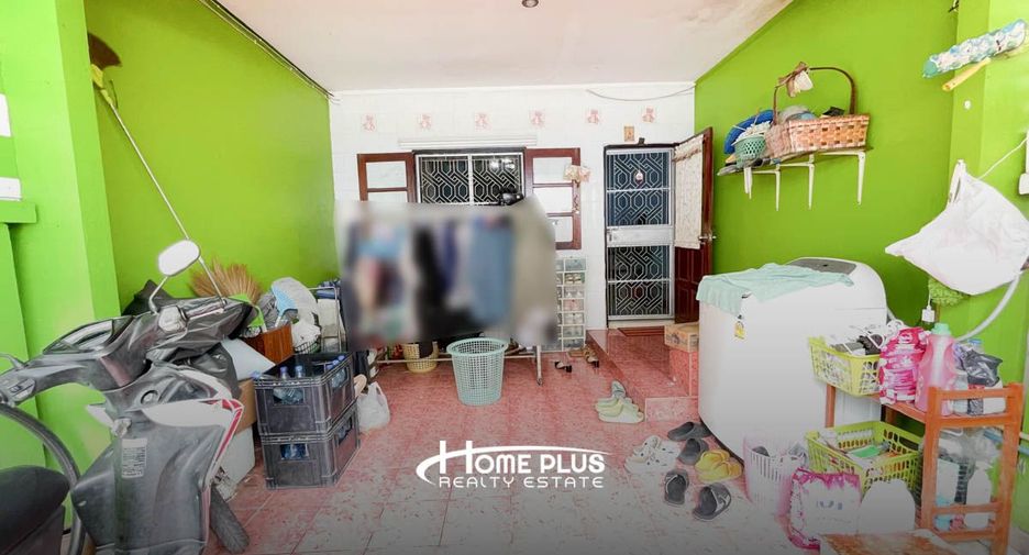 For sale 2 bedrooms townhouse in Thanyaburi, Pathum Thani