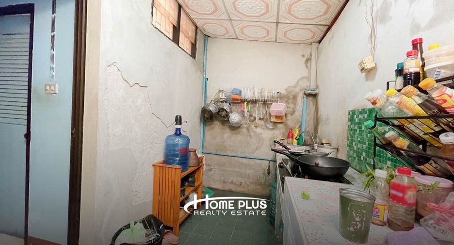 For sale 2 bedrooms townhouse in Thanyaburi, Pathum Thani
