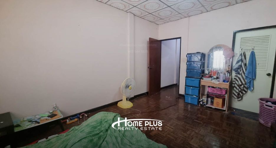 For sale 2 bedrooms townhouse in Thanyaburi, Pathum Thani