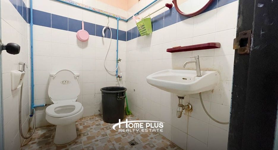For sale 2 bedrooms townhouse in Thanyaburi, Pathum Thani