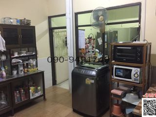 Casa adosada en alquiler de 3 habitaciones en Din Daeng, Bangkok