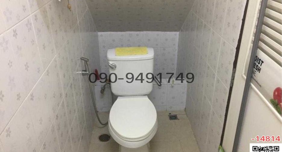 Reihenhaus zur Miete mit 3 Zimmer in Din Daeng, Bangkok
