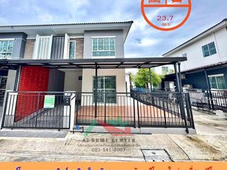 For sale 3 bed townhouse in Sam Phran, Nakhon Pathom