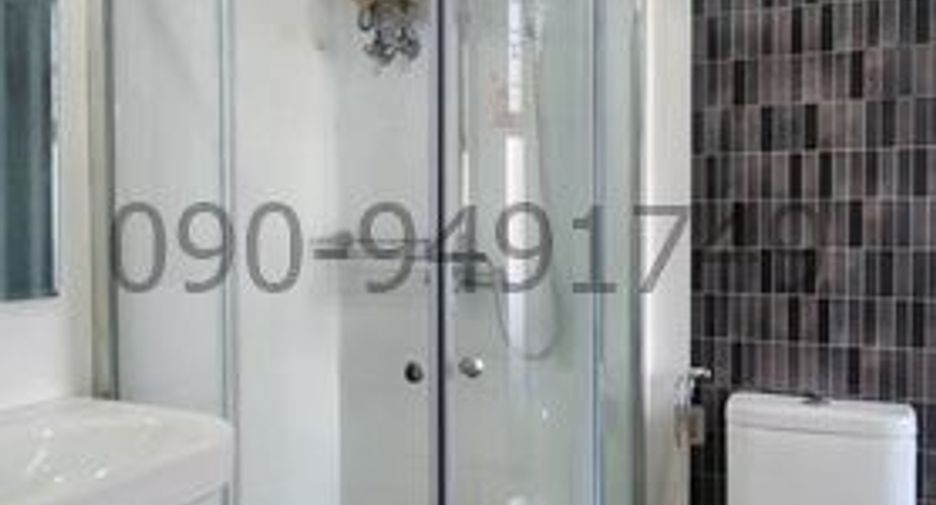 For rent 3 bedrooms condo in Mueang Samut Prakan, Samut Prakan