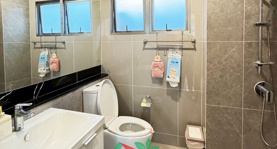 For sale 4 bedrooms house in Pak Kret, Nonthaburi
