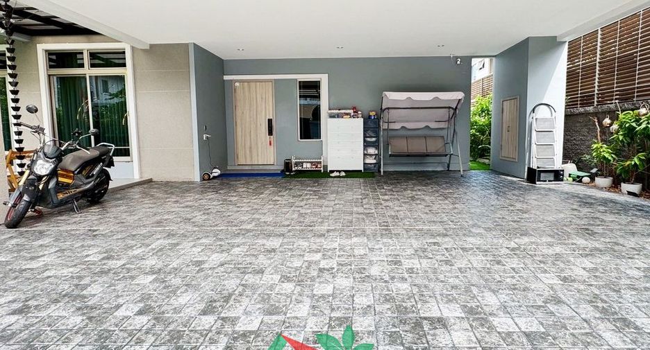 For sale 4 bedrooms house in Pak Kret, Nonthaburi