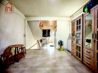 For sale 3 bedrooms retail Space in Lat Krabang, Bangkok