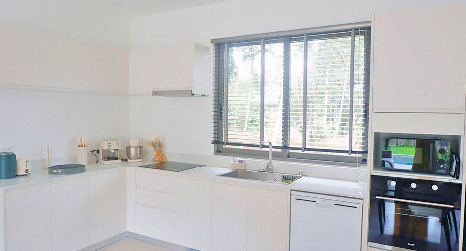 For rent 3 bedrooms villa in Ko Samui, Surat Thani