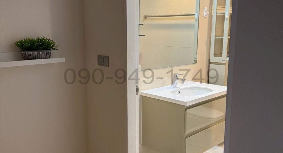 For rent 2 bedrooms condo in Bang Na, Bangkok