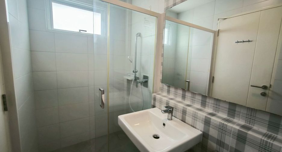 For sale 2 bedrooms townhouse in Prawet, Bangkok