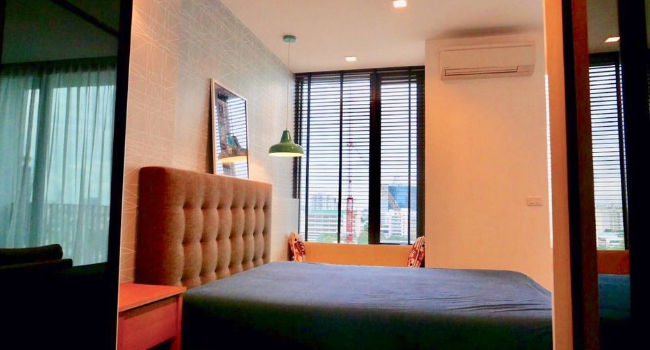 For rent 1 bed condo in Sathon, Bangkok