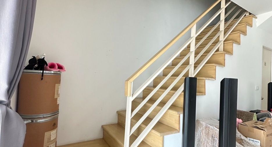 For sale 3 bedrooms townhouse in Sai Mai, Bangkok