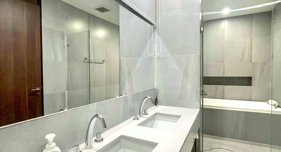For rent 2 bedrooms condo in Mueang Chiang Mai, Chiang Mai