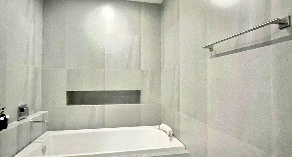 For rent 2 bedrooms condo in Mueang Chiang Mai, Chiang Mai