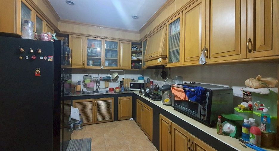 À vendre 4 chambres maison à Thanyaburi, Pathum Thani