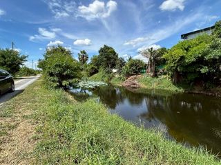 Terreno en venta en Mueang Nakhon Pathom, Nakhon Pathom
