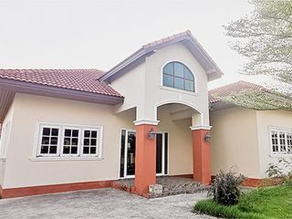 For sale 5 bedrooms house in Ban Bueng, Chonburi