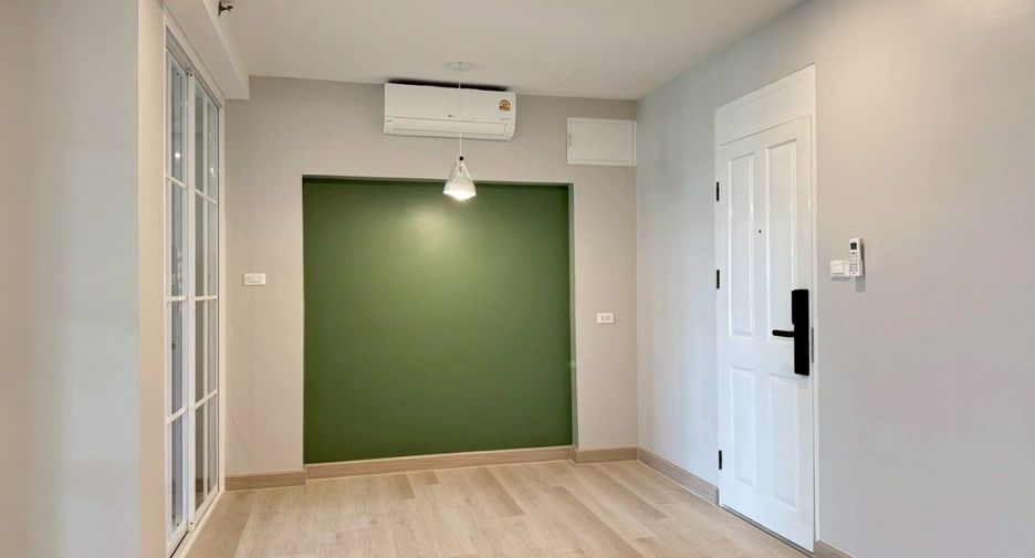 For sale 1 bed condo in Bang Na, Bangkok