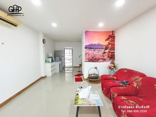 For sale 2 bed townhouse in Mueang Udon Thani, Udon Thani