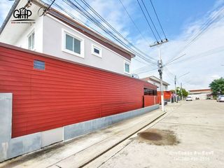 For sale 2 bed townhouse in Mueang Udon Thani, Udon Thani