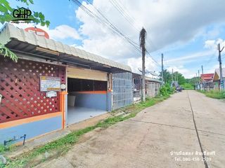 For sale 2 bed townhouse in Mueang Udon Thani, Udon Thani
