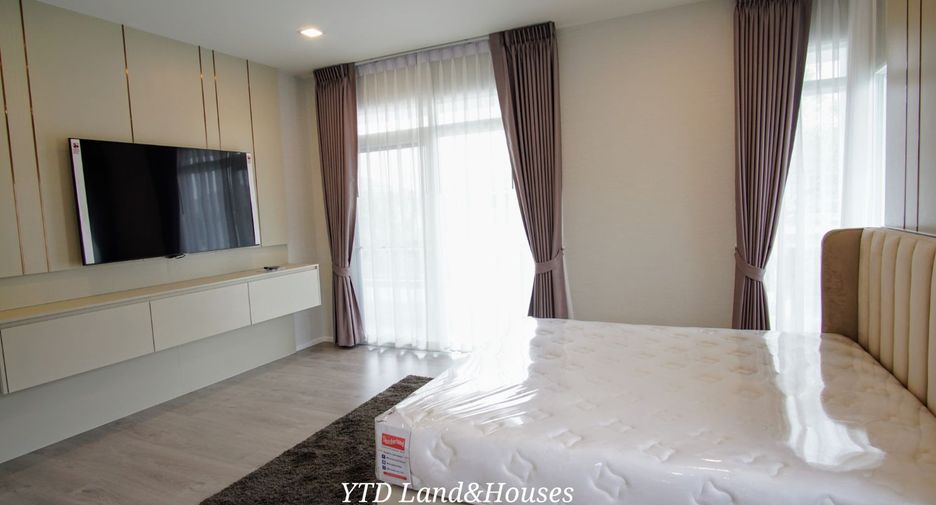 Casa en alquiler de 4 habitaciones en Prawet, Bangkok