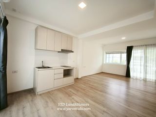Reihenhaus zur Miete und zum Kauf mit 2 Zimmer in Prawet, Bangkok