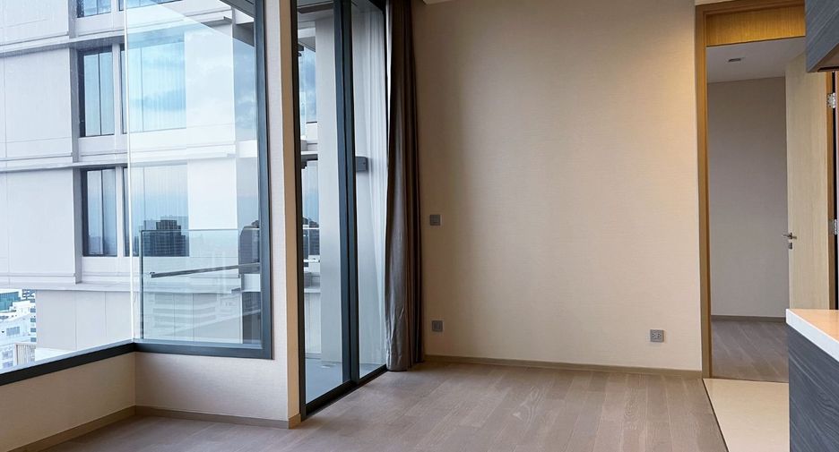 For sale 2 bedrooms condo in Watthana, Bangkok