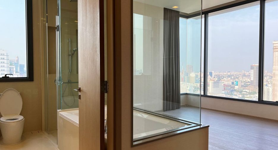 For sale 2 bedrooms condo in Watthana, Bangkok