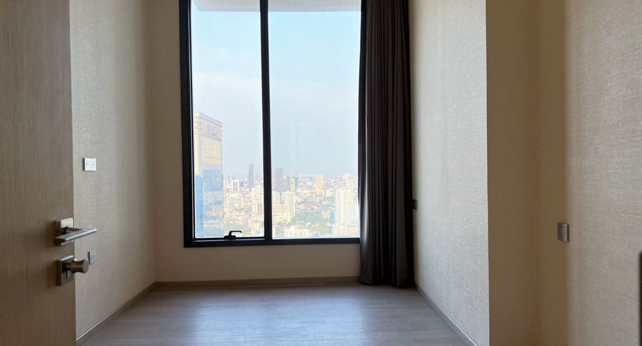 For sale 2 bedrooms condo in Watthana, Bangkok