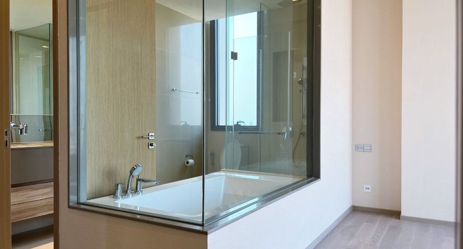 For sale 2 bedrooms condo in Watthana, Bangkok