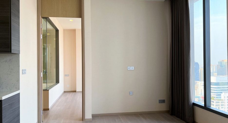 For sale 2 bedrooms condo in Watthana, Bangkok