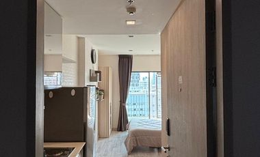 For sale 1 Beds condo in Phra Khanong, Bangkok