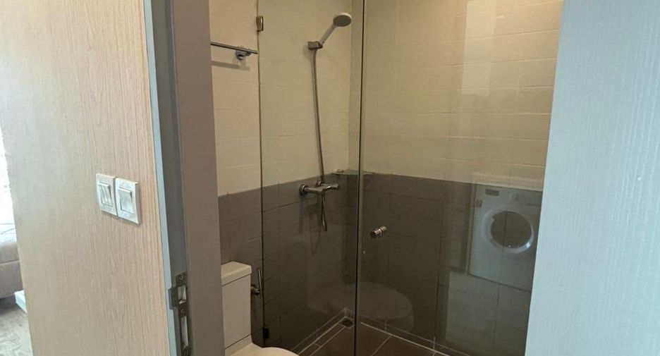 À vendre 1 chambre condo à Phra Khanong, Bangkok