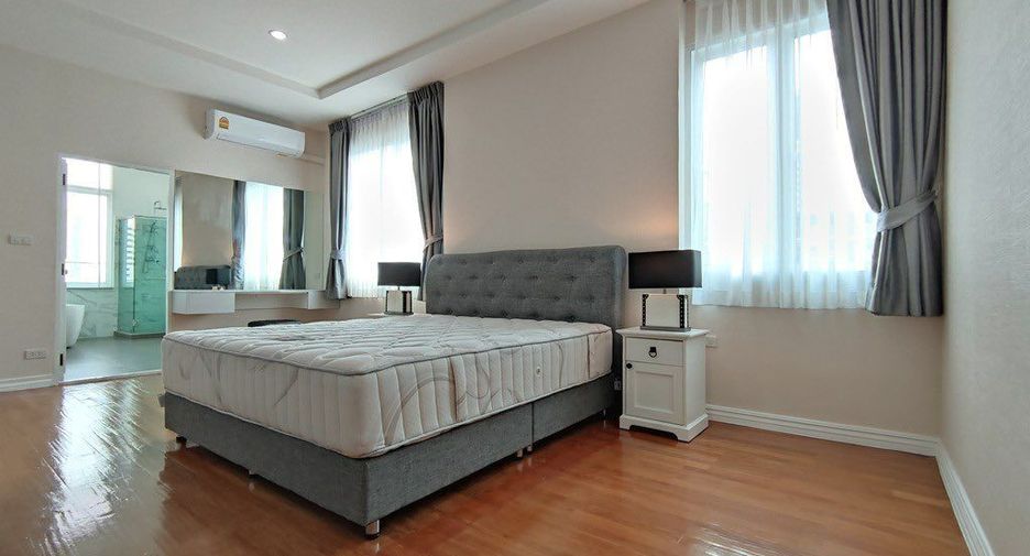Apartment zur Miete mit 3 Zimmer in Watthana, Bangkok