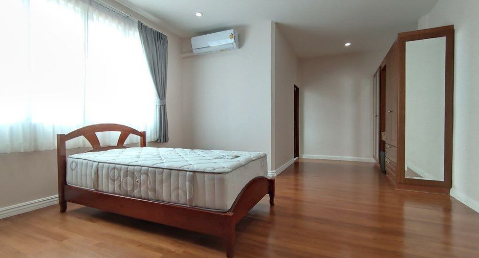 Apartment zur Miete mit 3 Zimmer in Watthana, Bangkok
