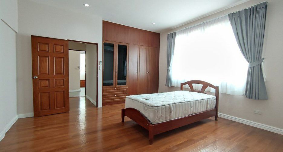 Apartment zur Miete mit 3 Zimmer in Watthana, Bangkok