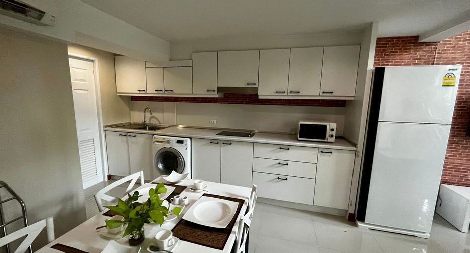 Apartment zur Miete mit 3 Zimmer in Watthana, Bangkok