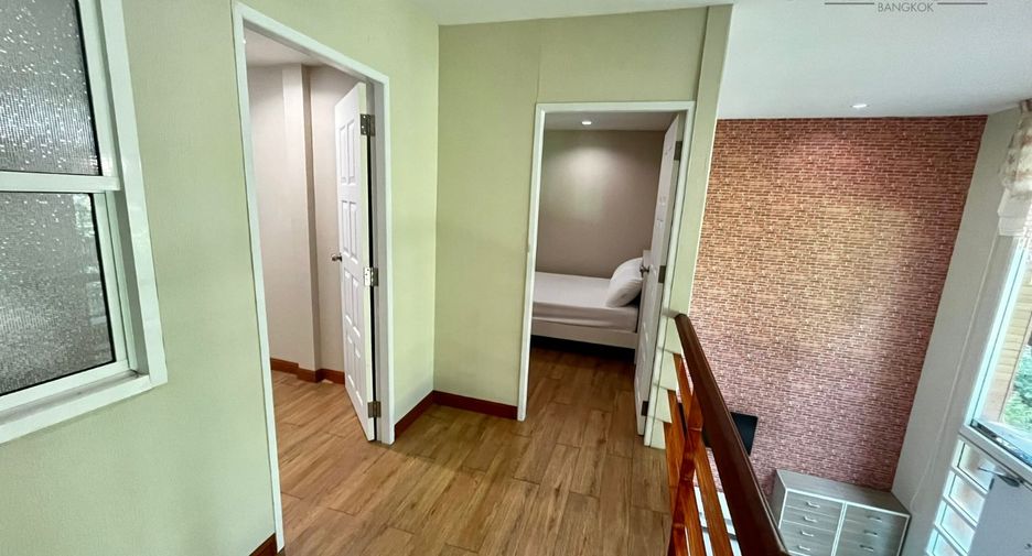Apartment zur Miete mit 3 Zimmer in Watthana, Bangkok
