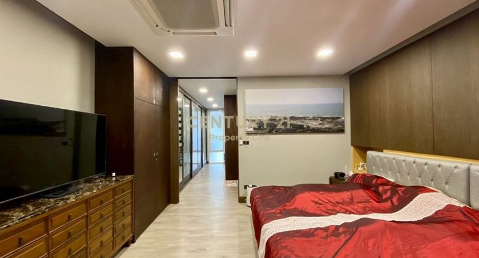 Casa adosada en venta de 2 habitaciones en Yan Nawa, Bangkok