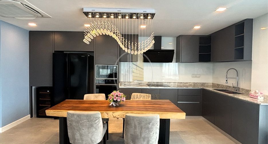 Condo en venta de 3 habitaciones en Bang Lamung, Chonburi
