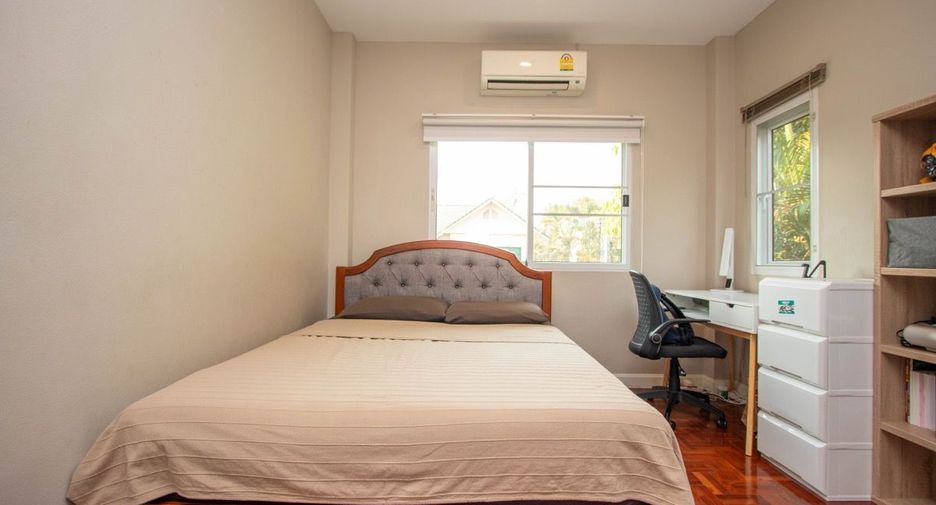 For sale 4 bedrooms house in Hang Dong, Chiang Mai