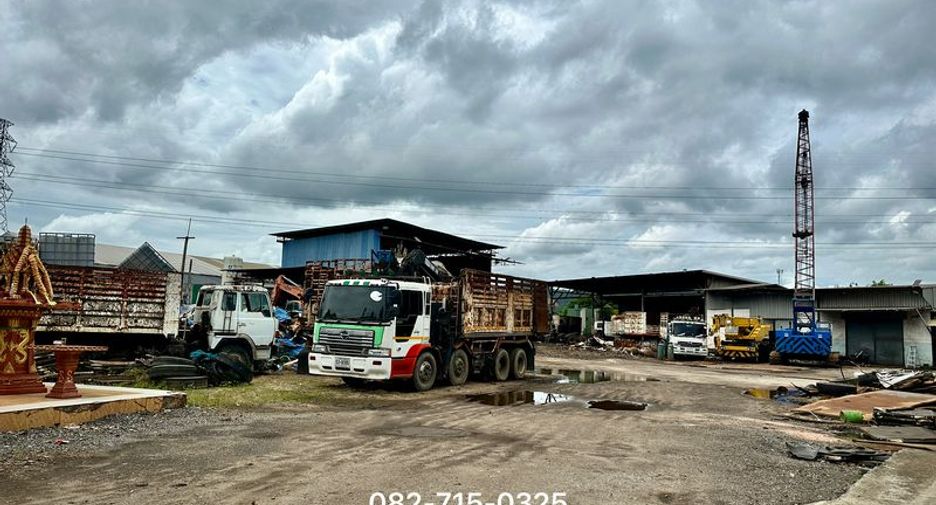 For sale warehouse in Si Racha, Chonburi