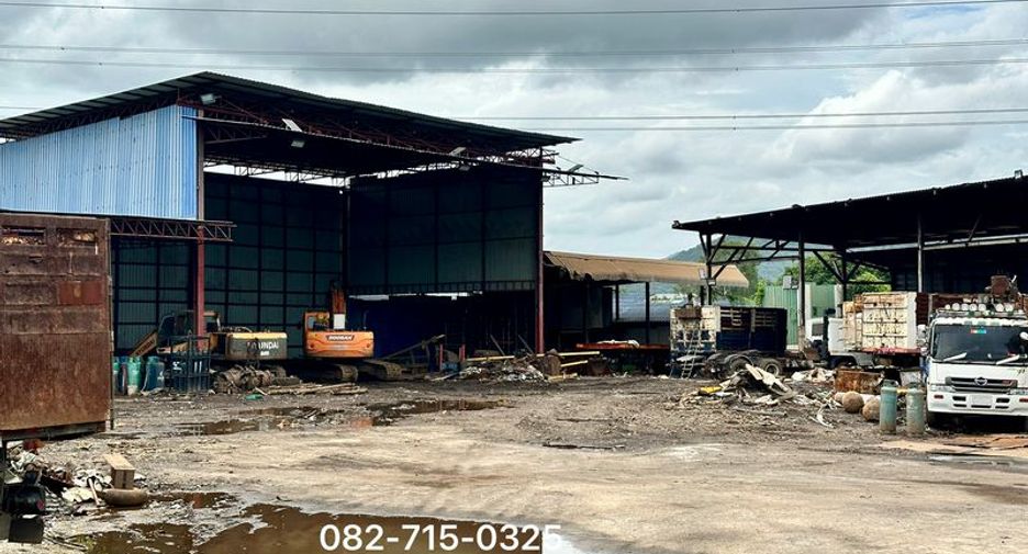 For sale warehouse in Si Racha, Chonburi