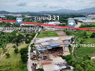 出售 仓库 在 Si Racha, Chon Buri